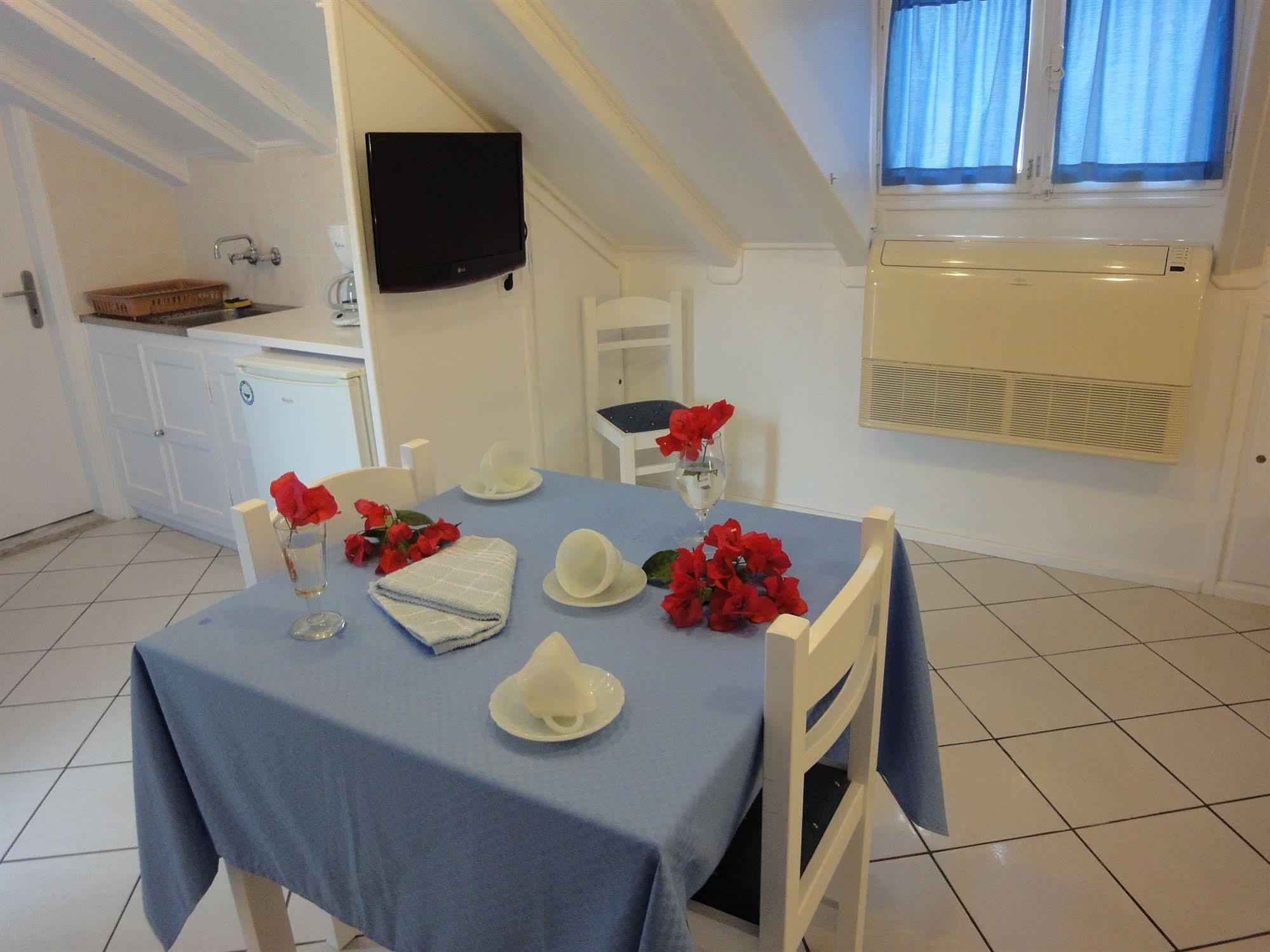 Botsis Guest House Ýdra Eksteriør bilde