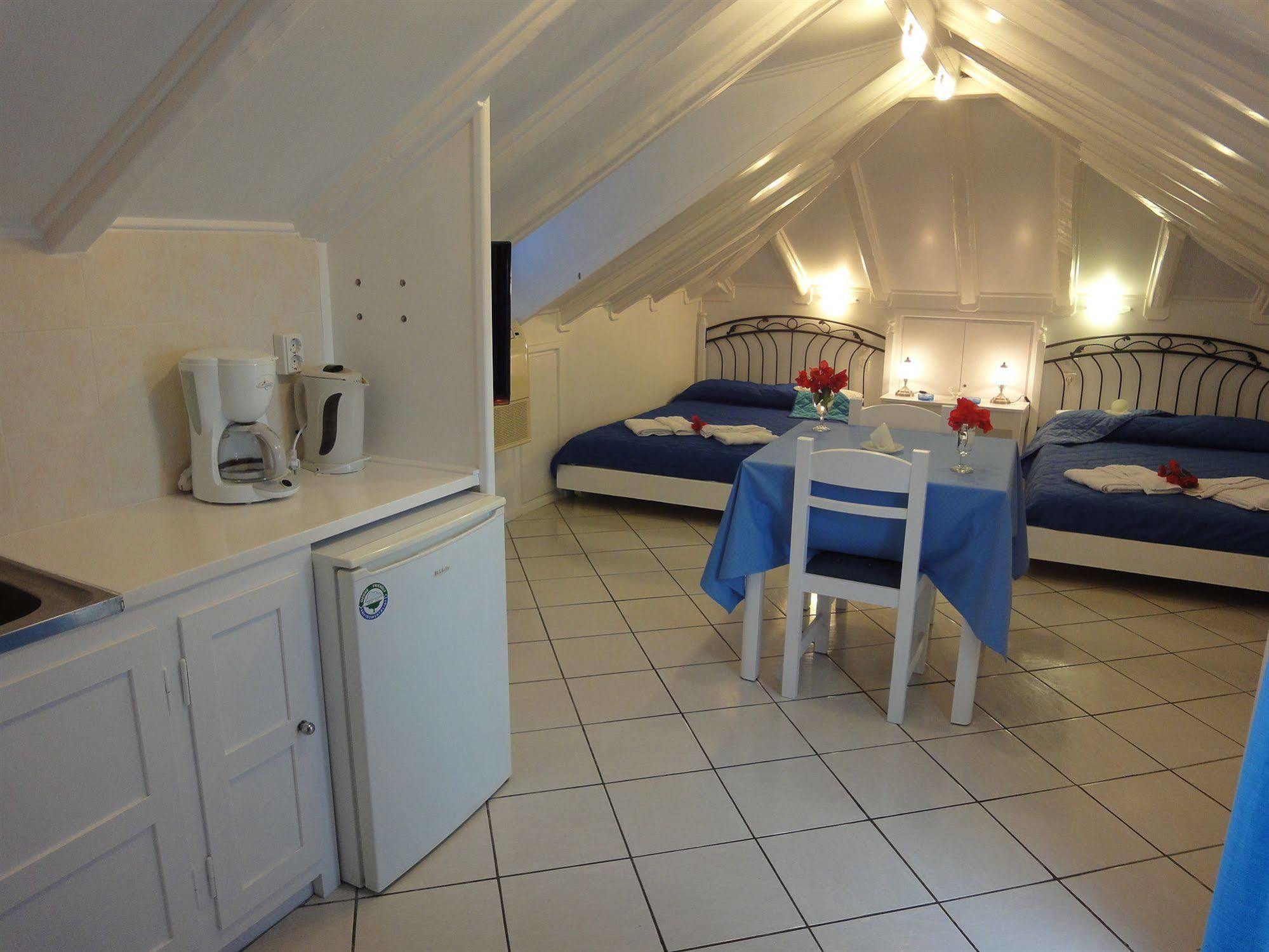 Botsis Guest House Ýdra Eksteriør bilde
